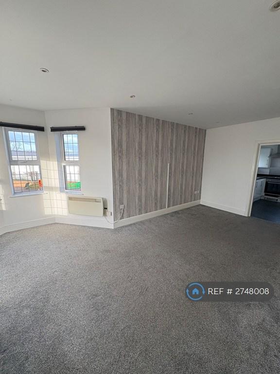 2 bedroom flat in Leahurst, Bristol, BS15 (2 bed) (#2748008)