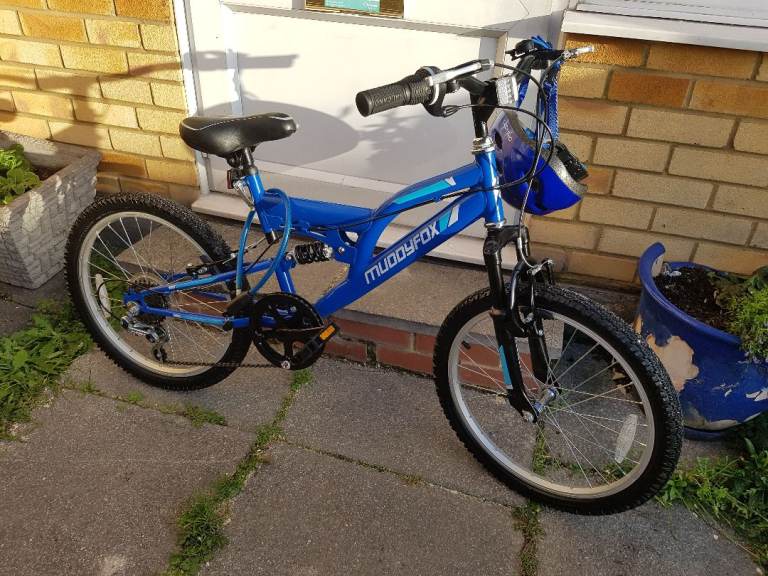 BOYS 20" WHEEL MUDDYFOX SUSPENSION BIKE HARDLY USED AGE 7+