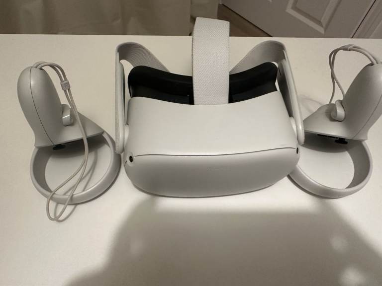 Oculus Quest 2 VR Headset (64GB) with Controllers – Good Condition
