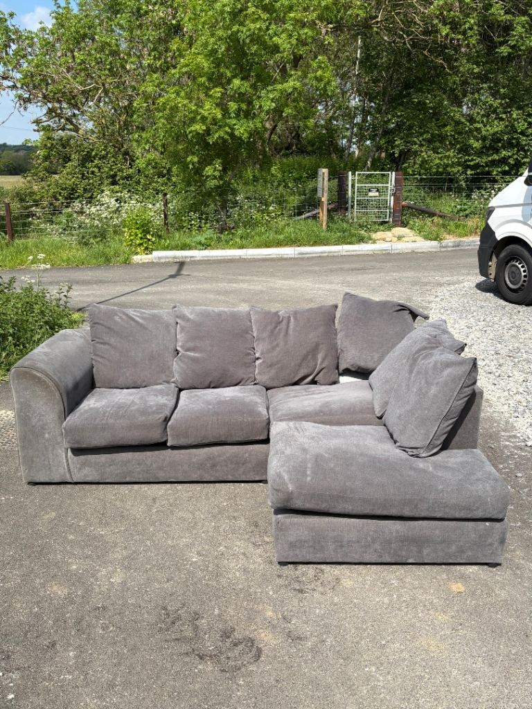 corner sofa for £160