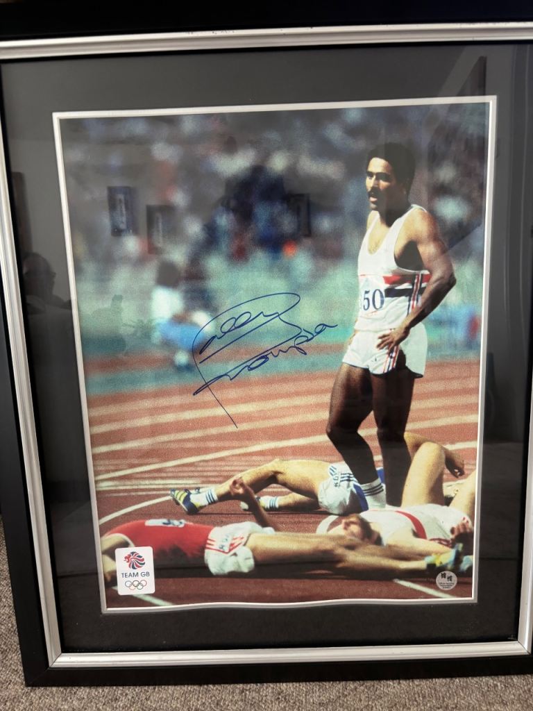 Daley Thompson autographed picture 