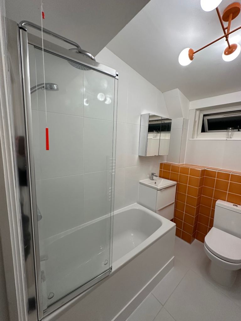 Emergency Plumber Fast Response! London - Plumbing, Heating & Bathrooms - 24/7 Availability