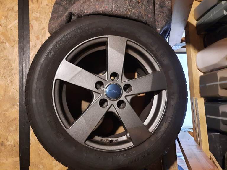 Dezent wheels with all season tyres