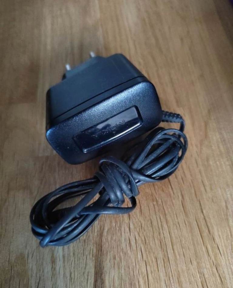 NOKIA N95 CHARGER 