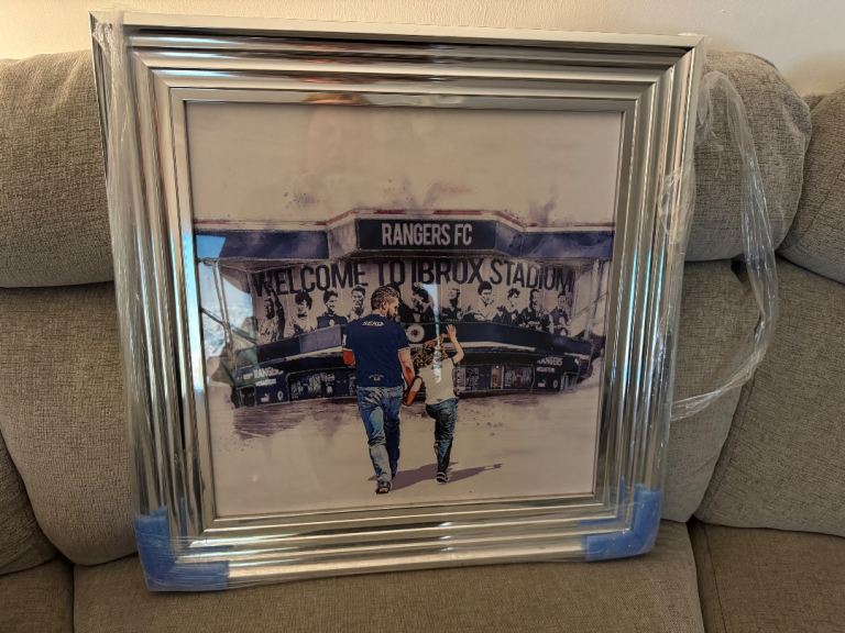 Rangers fc dad n daughter glass photo