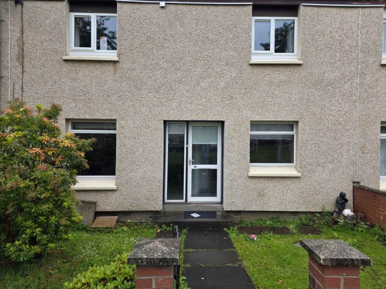 2 bedroom house to rent in Dunfermline, fife