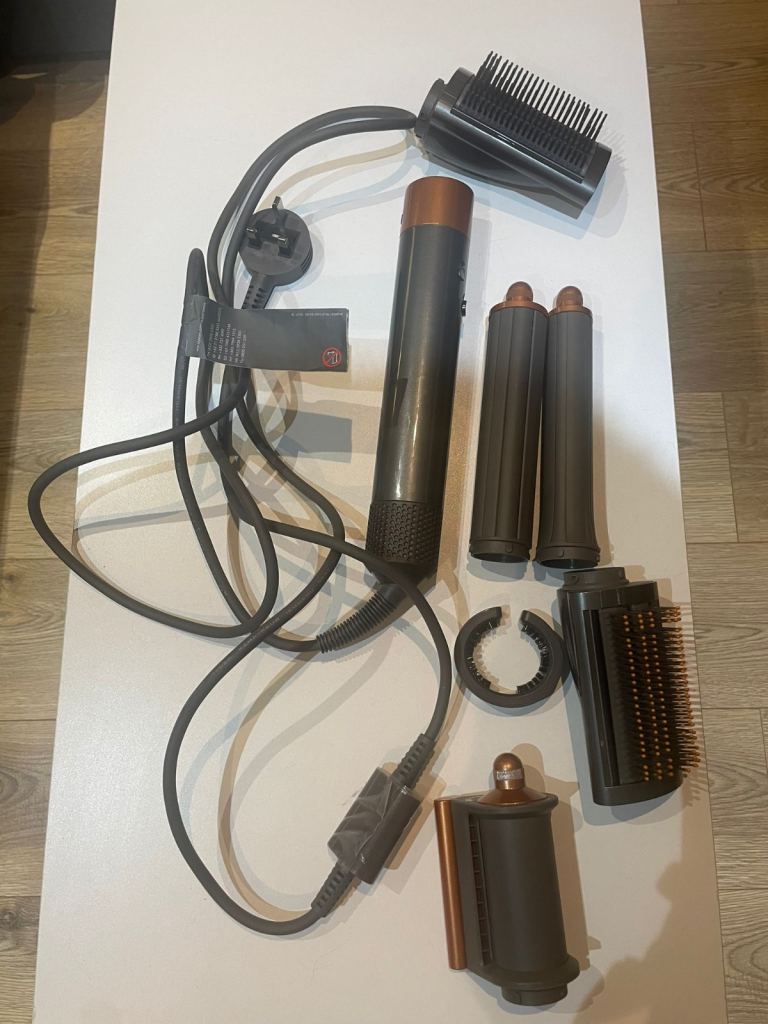 Dyson airwrap complete long hairstyler