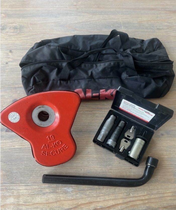 Alko caravan wheel lock no19