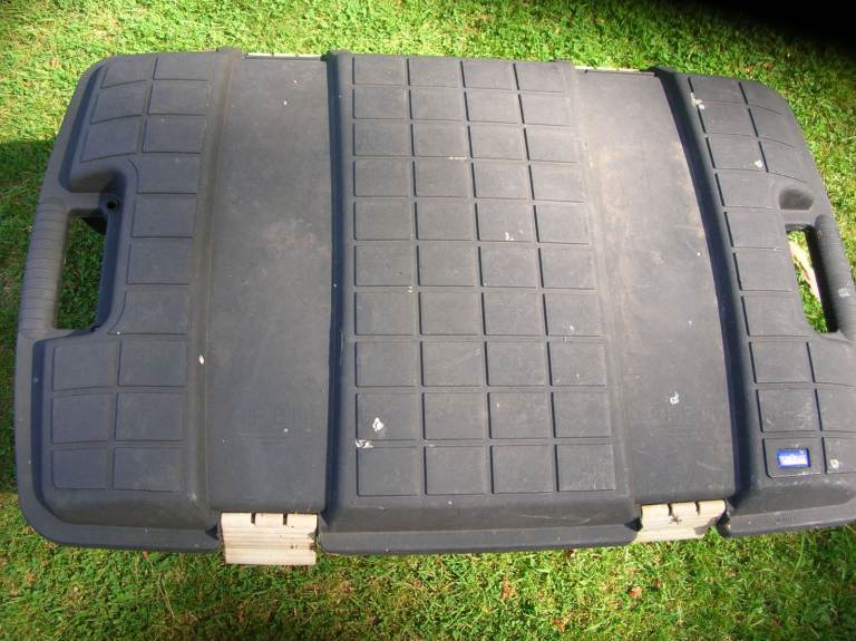 80ltr Tool Box Tough Garden Storage Tub. Used