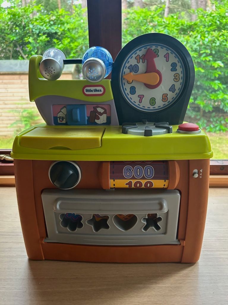 Vintage Little Tikes educational oven