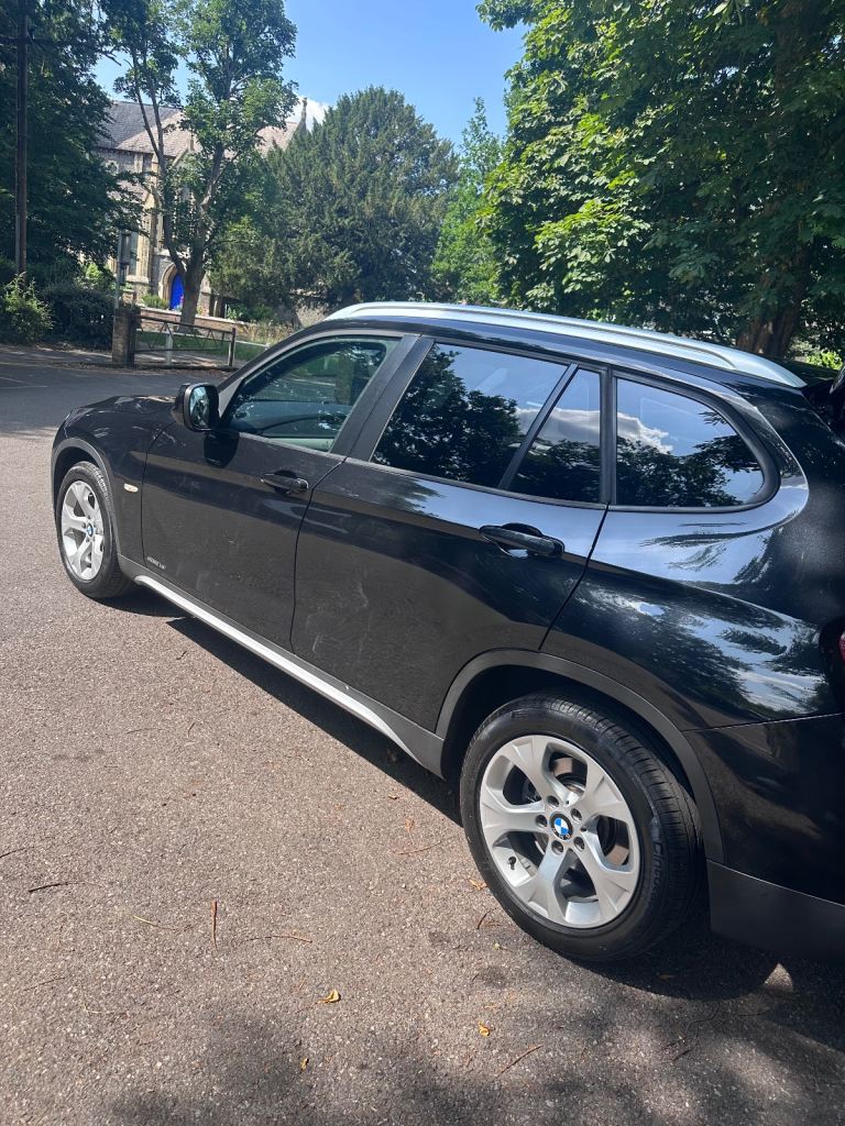 BMW, 2012, 1990 (cc)