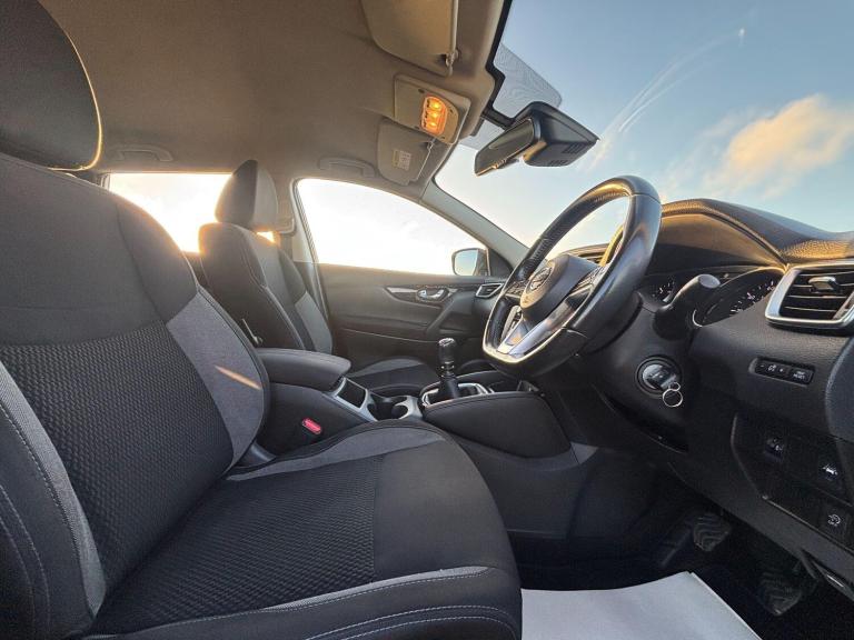 2017 Nissan Qashqai 1.5 dCi Acenta 5dr HATCHBACK DIESEL Manual