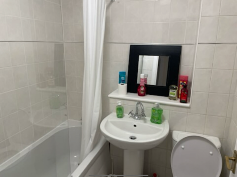 1 bedroom flat Medowbank 
