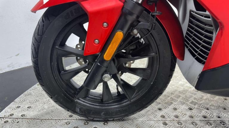 Lexmoto Apollo 2021 8K RUNNING PROJECT SCOOTER SPARES OR REPAIR 125CC MAXI