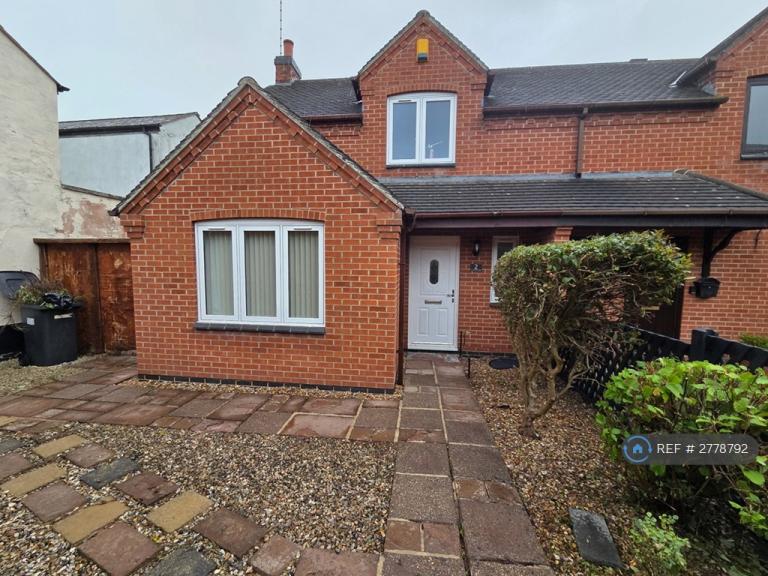 3 bedroom house in Union Passage, Ashby-De-La-Zouch, LE65 (3 bed) (#2778792)