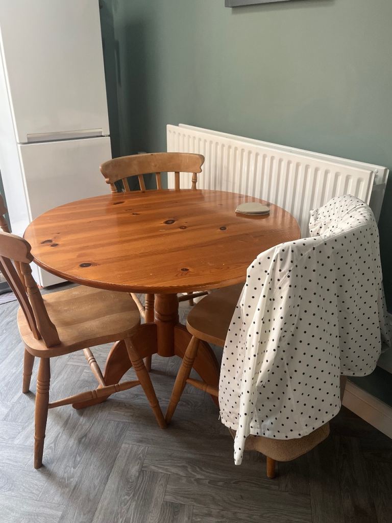 Pine Round Dining Table and Two Chairs – Good Condition
