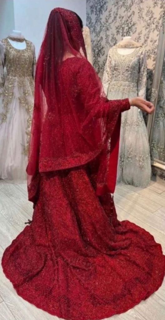 Wedding dress 