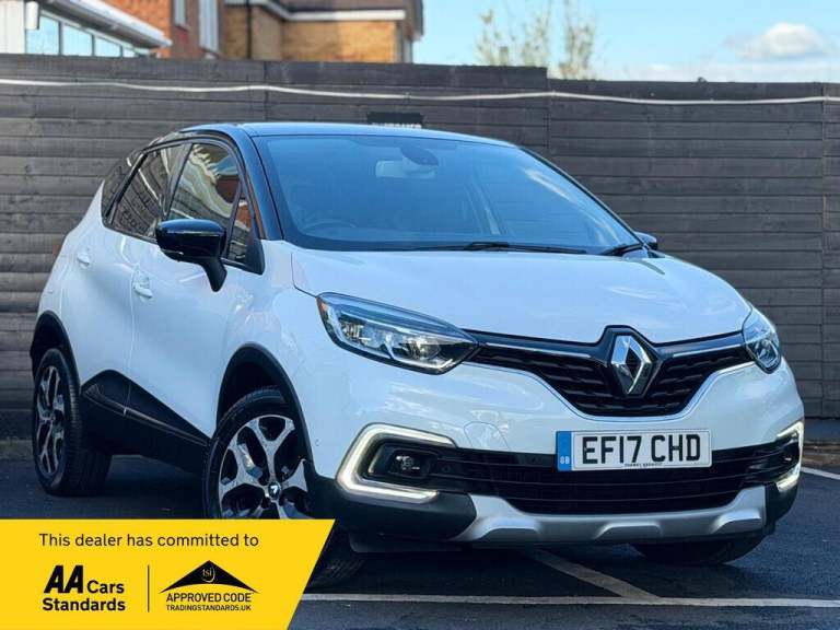 2017 Renault Captur 1.2 TCe ENERGY Signature X Nav Euro 6 (s/s) 5dr HATCHBACK Petrol Manual