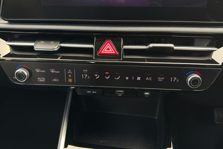  Kia Niro Hybrid 1.6h Gdi 2 Suv 5dr Petrol Hybrid Dct Euro 6 s/s 127 Bhp