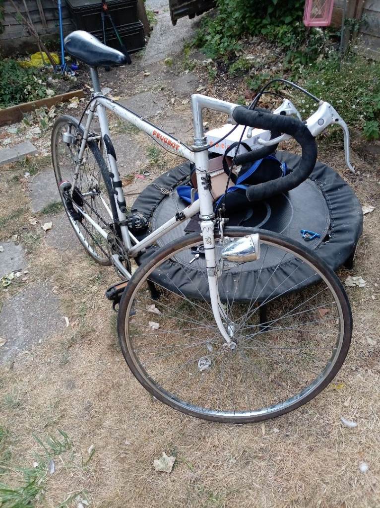 Vintage Peugeot racing bike 