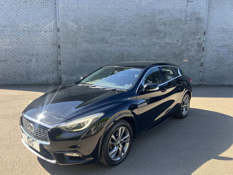 INFINITI Q30 1.5 d SE 2017