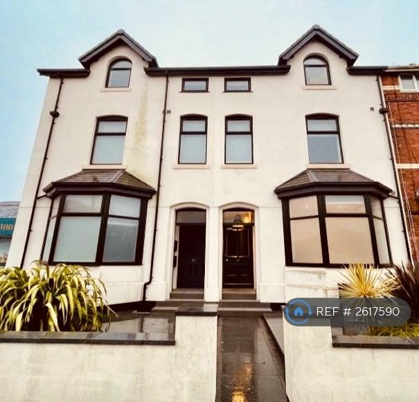 2 bedroom flat in Pavilion View, Lytham St Anne's, FY8 (2 bed) (#2617590)