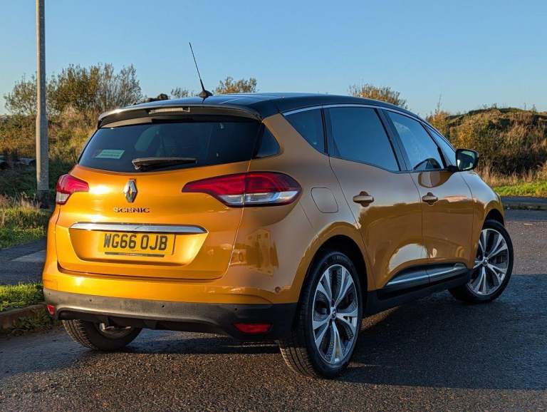 2016 Renault Scenic 1.6 dCi Dynamique S Nav 5dr MPV DIESEL Manual