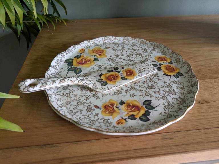 Vintage "Old Foley" James Kent Ltd. Bone China Scalloped Cake Plate with Matching Server