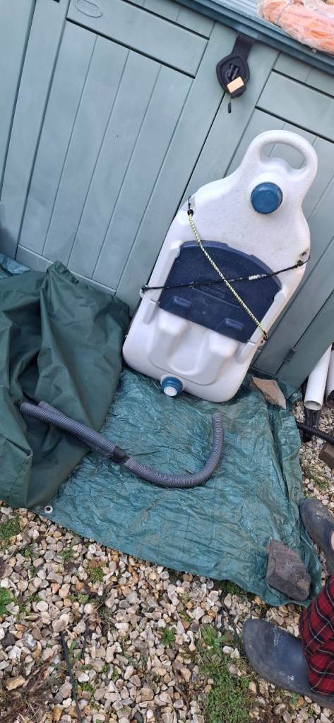 Waste hog /master for caravan waste water with bag