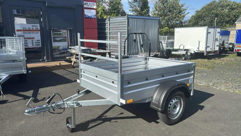 BRAND NEW 5FT X 4FT SINGLE AXLE TRAILER WITH LADDER RACK 750KG UN BRAKED