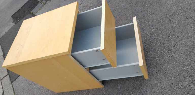 DRAWS , 2 draws set , on runners , good quality set , heay , smart , FREE LOCAL DELIVERY