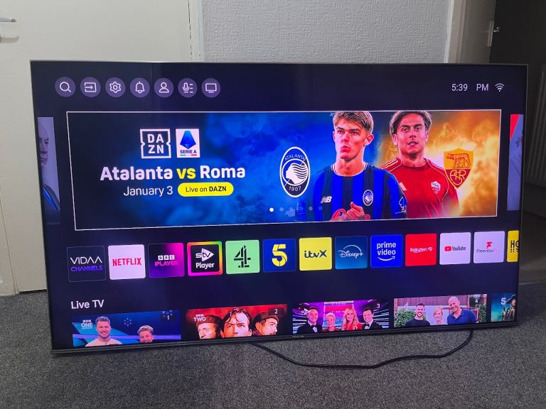 Hisense 65” QLED 4K UHD Smart TV in Great Condition