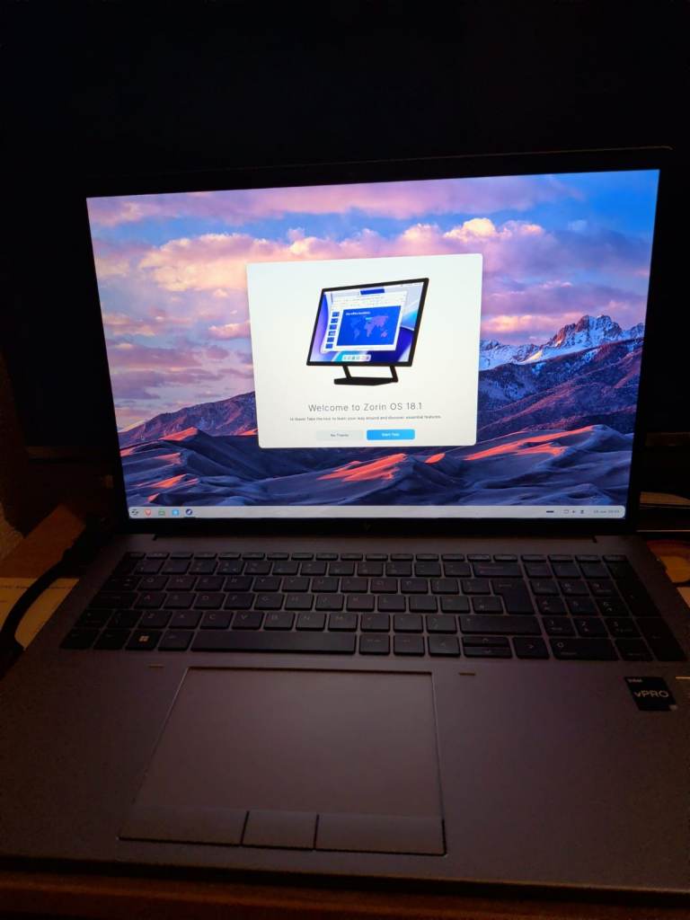 HP Zbook 16 (inch screen) Fury Workstation 32 Gb Ram, 2x nvme hard disks.