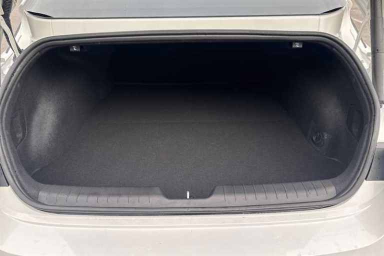 2025 Hyundai IONIQ 6 168kW Ultimate 77kWh 4dr Auto SALOON ELECTRIC Automatic