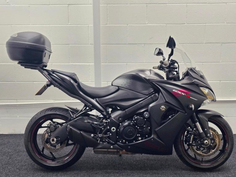 SUZUKI GSXS1000F ABS ** Top Box - All Keys and Books - 2 Owners **