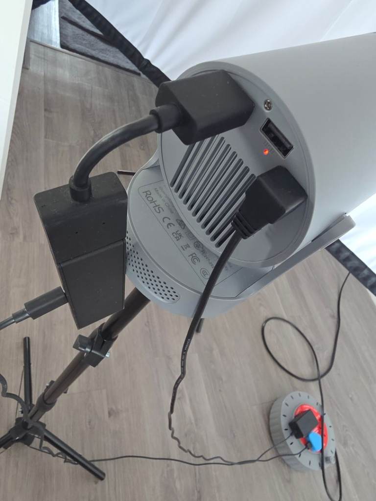 Portable Projector with Stand – Plus 90 inch screen 