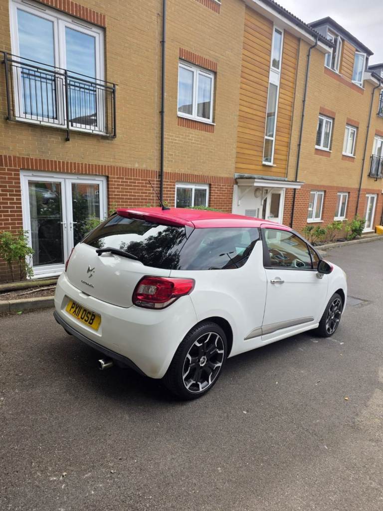 Citroen, DS3, Hatchback, 2011, Manual, 1598 (cc), 3 doors