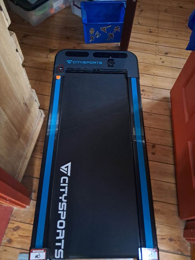 CITYSPORTS Black & Blue Treadmill - Good Condition