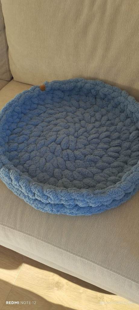 😺 🐶 Cosy Handmade Dog / Cat Bed