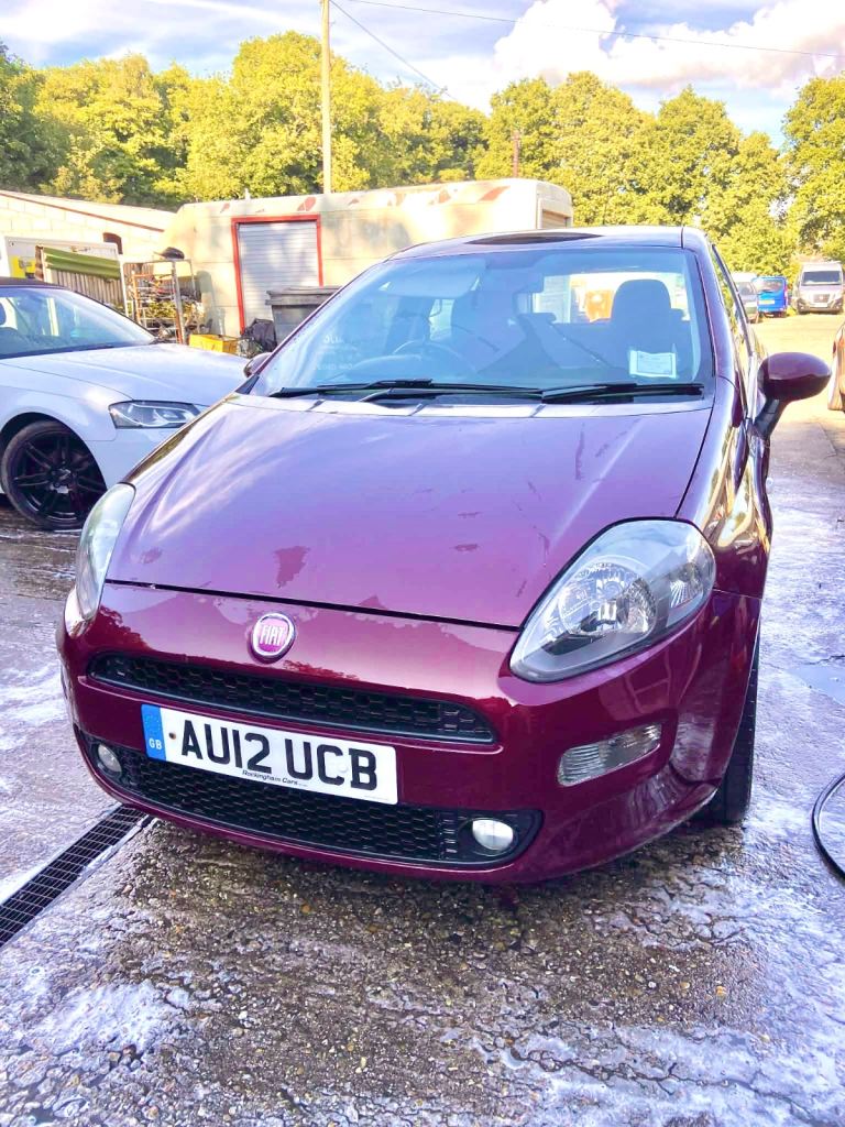 2012 Fiat Punto Lounge, 5 door, manual, 1.4L, 73000 miles, tax and fresh MOT until 2027, sunroof