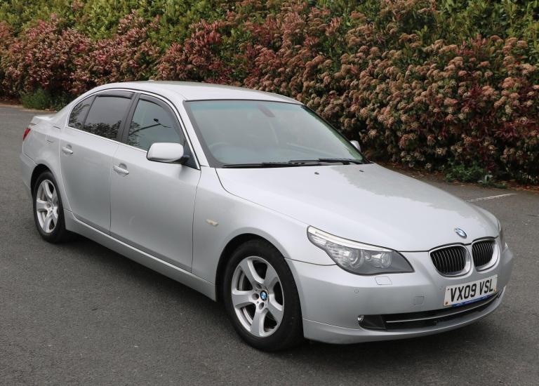2009 BMW 5 Series 3.0 525i SE Steptronic Euro 4 4dr SALOON Petrol Automatic