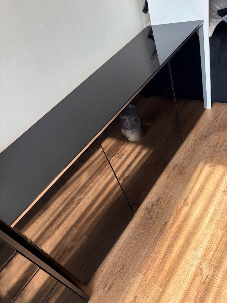 Large gloss sideboard 