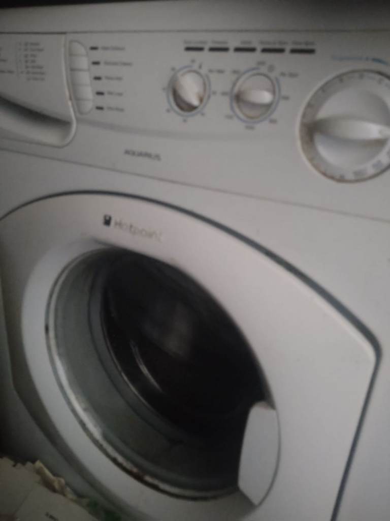 Hotpoint Aquarius Washing Machine - White