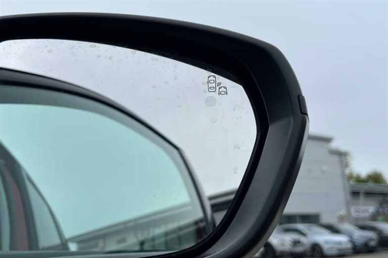 2023 Vauxhall Grandland 1.2 Turbo Ultimate 5dr Auto HATCHBACK PETROL Automatic