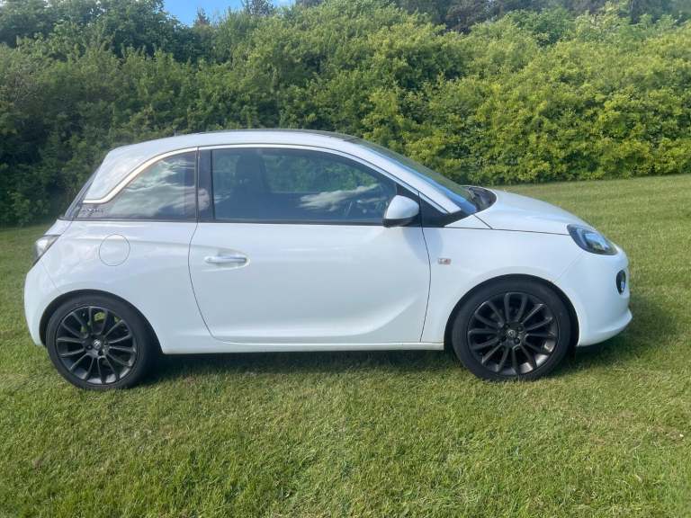 VAUXHALL ADAM 1.2 16v GLAM White Manual Petrol 2014