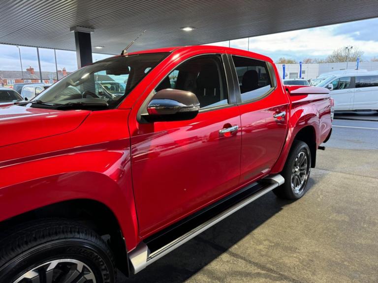 2020 Mitsubishi L200 Double Cab DI-D 150 Warrior 4WD Auto PICK UP DIESEL Automatic