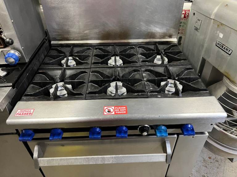 CATERING Commercial IMPERIAL Stainless Steel Gas Cooker with 6 Burners CAFE KEBAB RESTAURANT SHOP