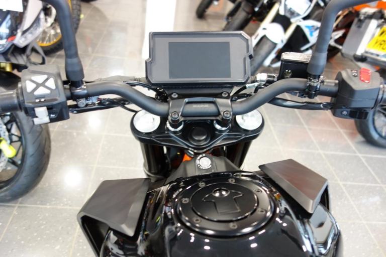 KTM 125 Duke (22 MY)