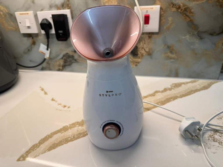 STYLPRO 4-in-1 Ionic Spa Face Steamer Aromatherapy Diffuser Humidifier