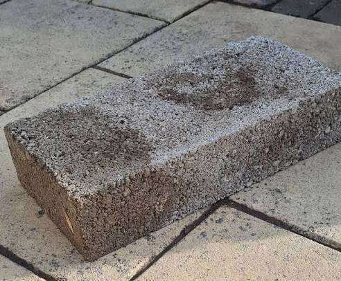 30 x Used but cleaned Breeze blocks
